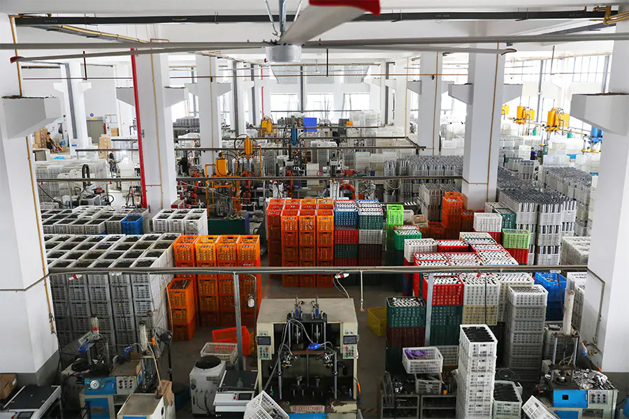 stainless-steel-water-bottles-manufacturer